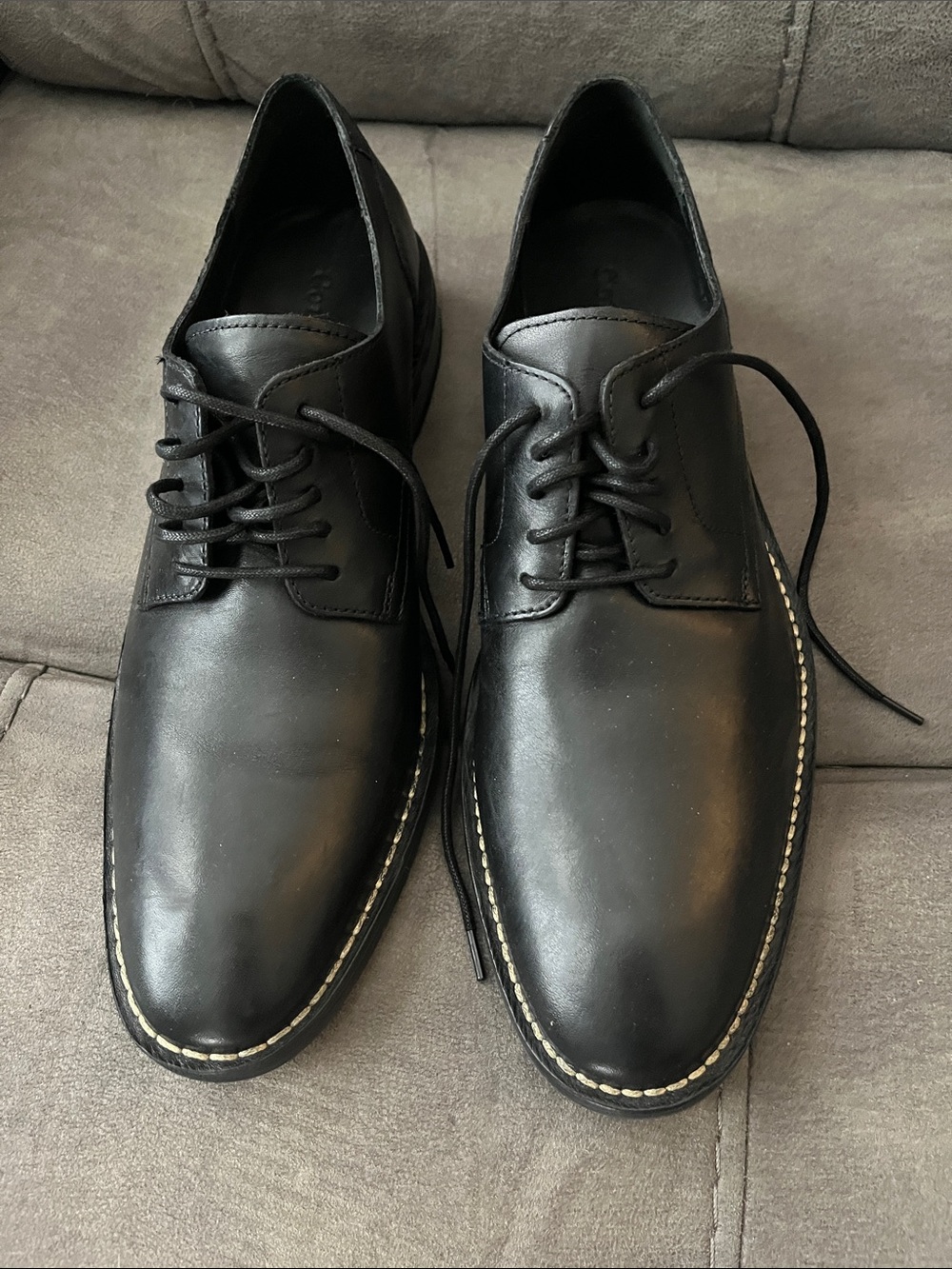 Cole Haan Black Leather Lace-Up Oxfords with Contrast Stitching
